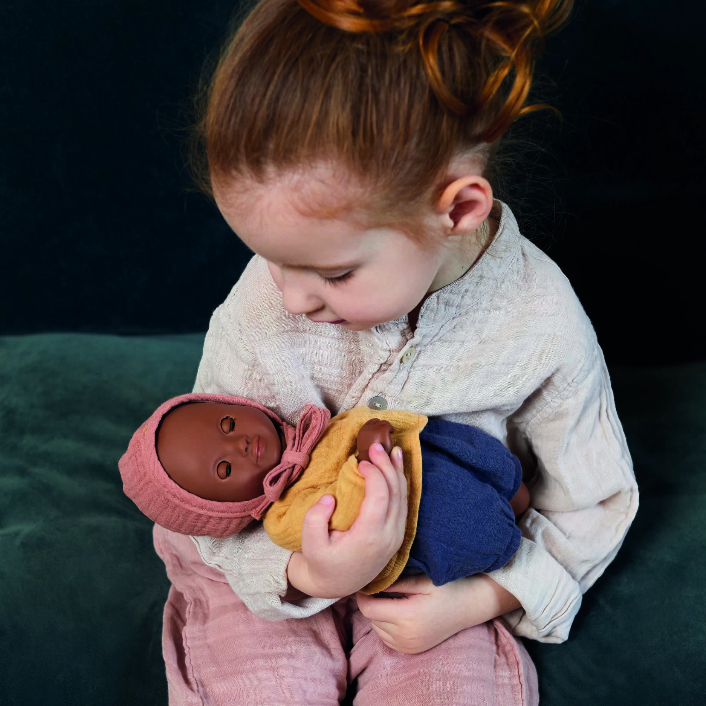 Poupon Mimosa 32 Cm Pomea Djeco 5 Poupon Mimosa 32 Cm Pomea Djeco – Image 5